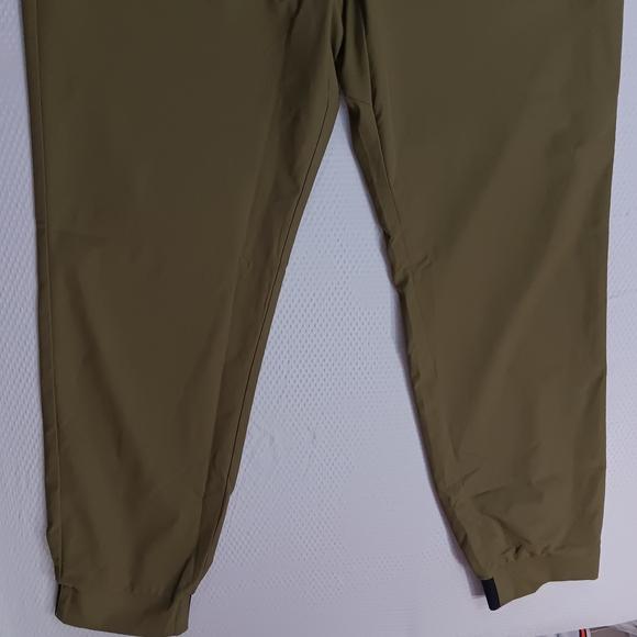 Sold - Picture 5 of 11